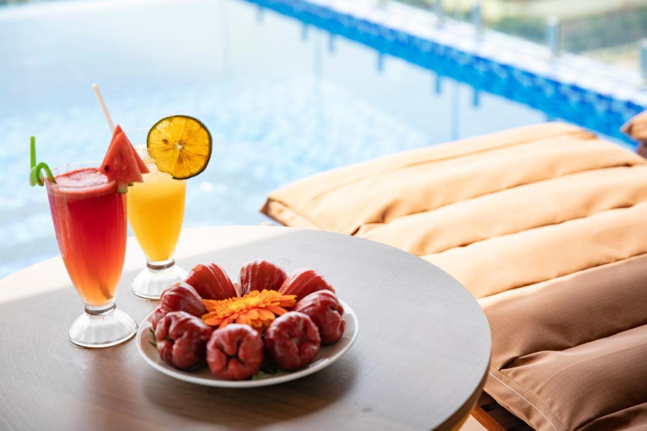 Amber Hotel Managed By Ht Нячанг Екстер'єр фото
